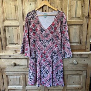 Maeve Medium V-Neck Pink Knit Dress Diamond‎ Print Bell Sleeve Erina Short Swing
